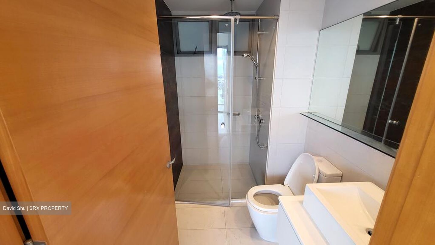 Centro Residences (D20), Condominium #501707391